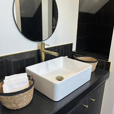 Nyaraló La Vigne - Maison De Charme Avec Piscine