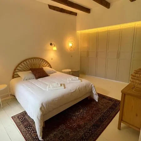 Vakantiehuis La Vigne - Maison De Charme Avec Piscine